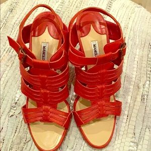 RED hot Manolo Blahnik size 38/8.
